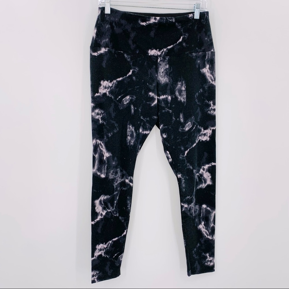 Lysse Marbled Print Legging